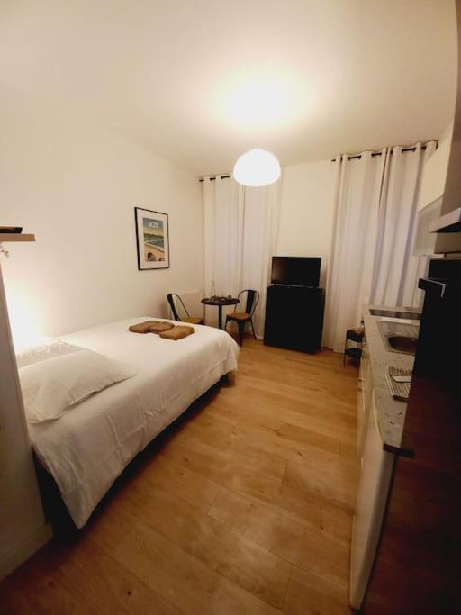 Le 29 Cuty, Wifi, A 3Min De La Gare Sncf Apartment Agen Bagian luar foto